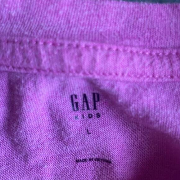 Gap T-Shirt - Picture 3 of 4